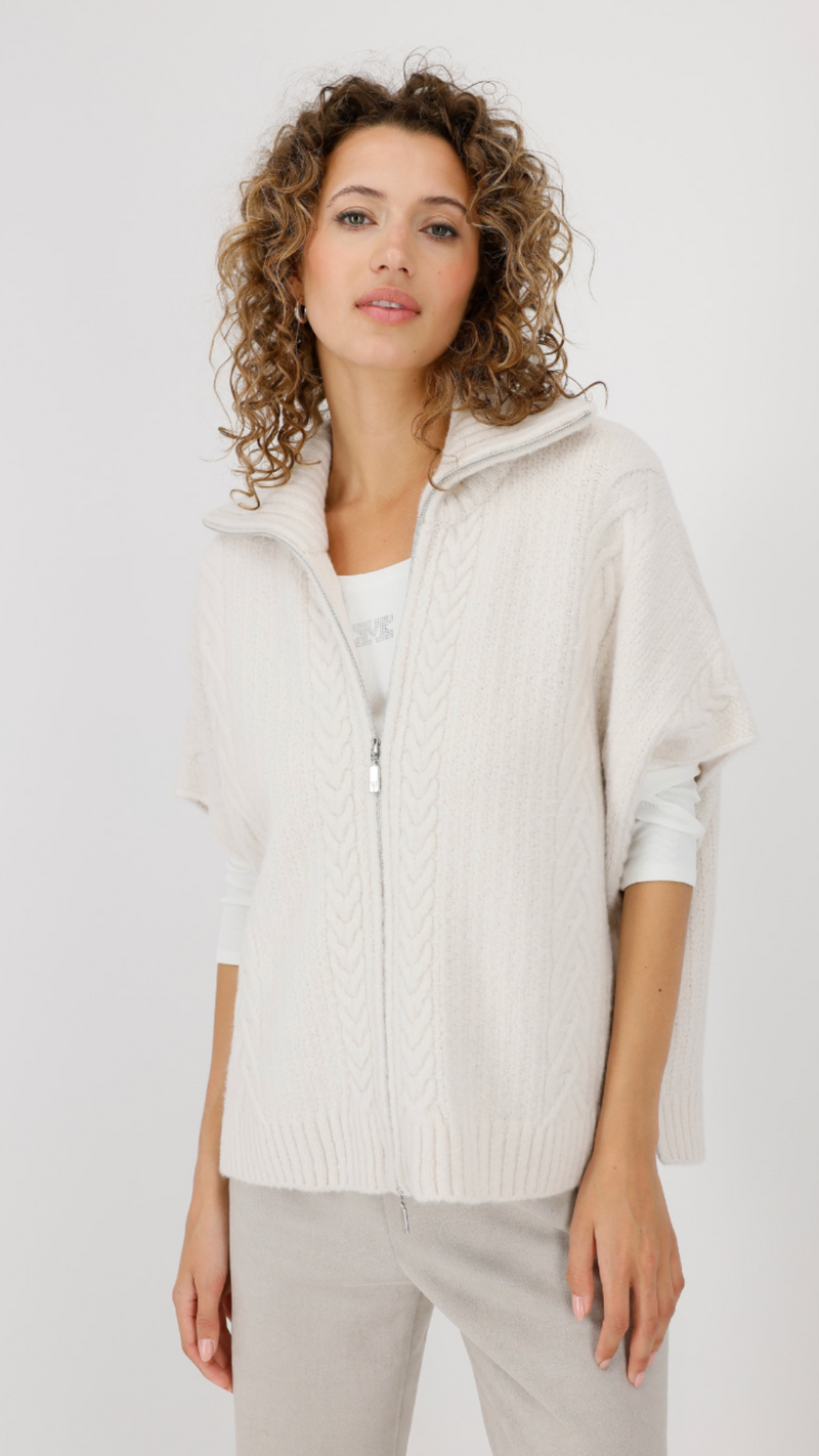 Knitted Cape with Cable Pattern