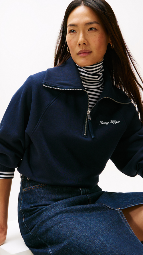 Classic Script Fleece Half Zip