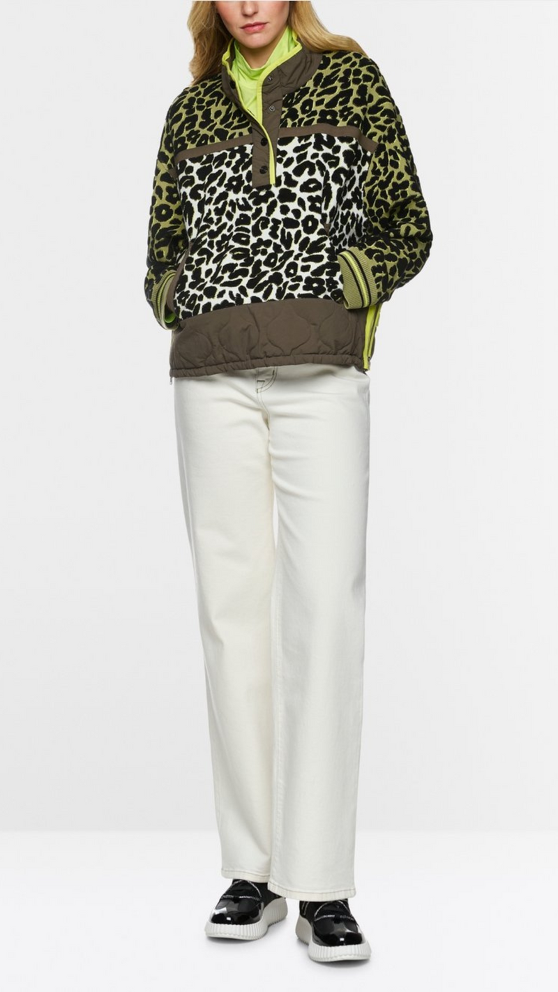 Trekking jumper with 3D effect knit