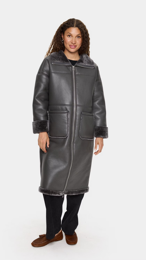LanaSZ Outerwear