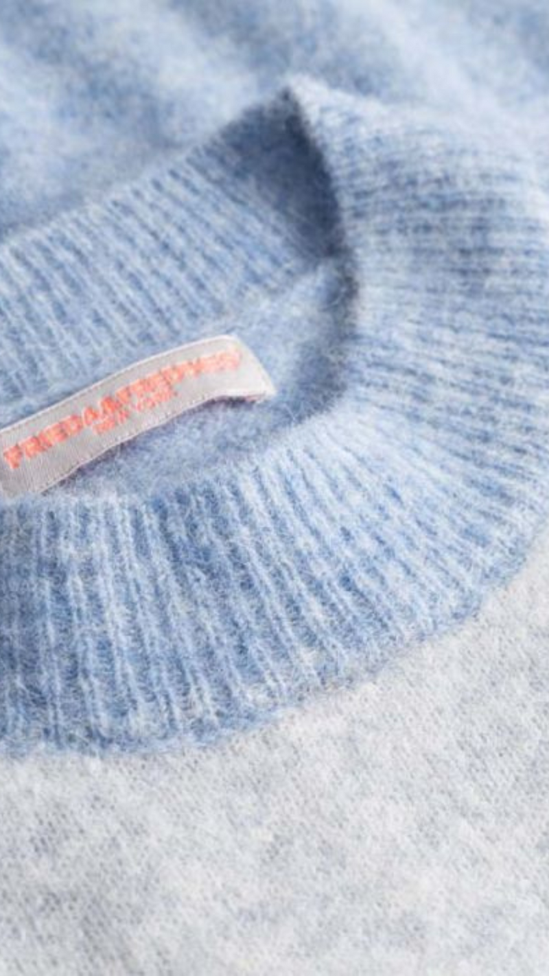 Contrast Knit