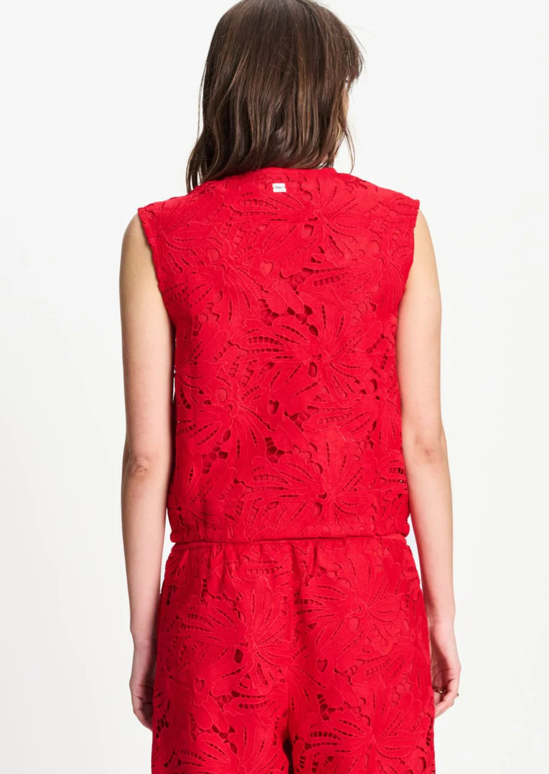 TOP Lace Bloom Red – Snaubs Boutique