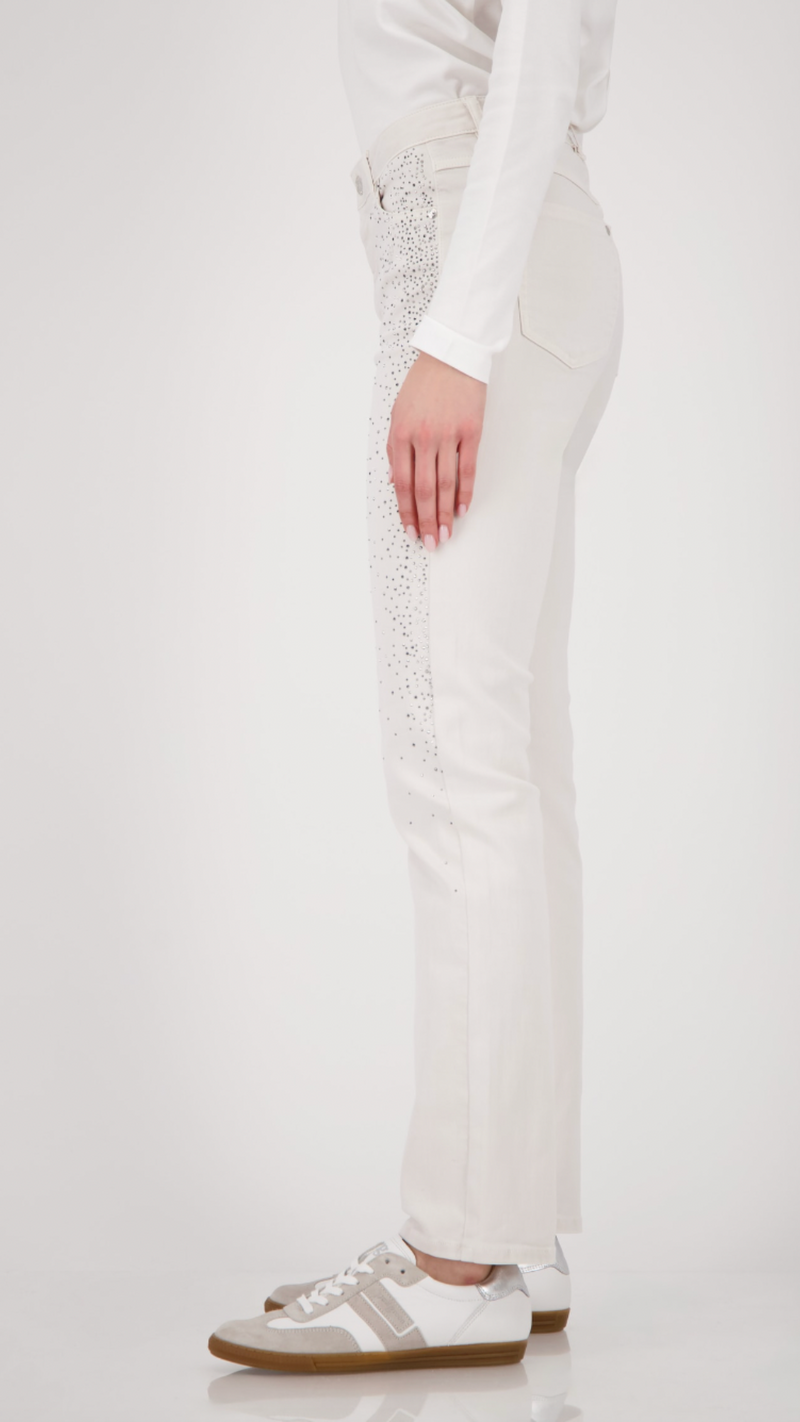 Jeans With Rhinestones