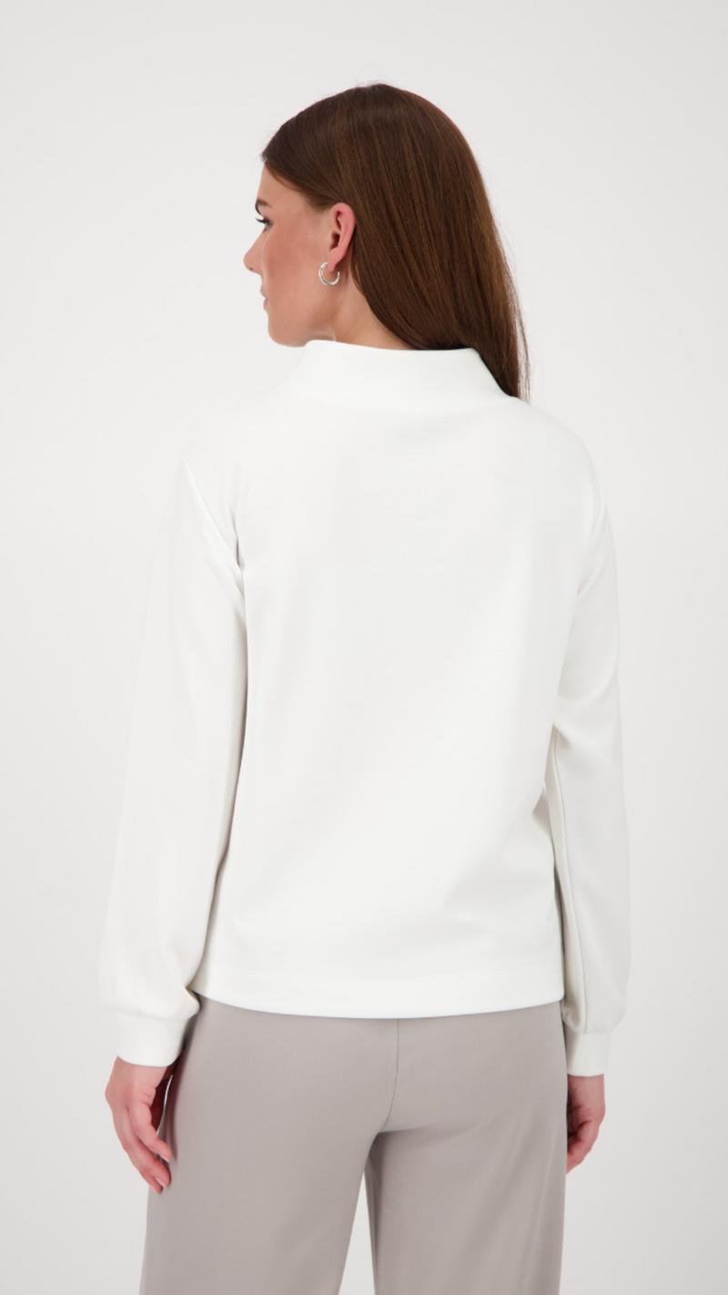 Sweatshirt with 3D Print