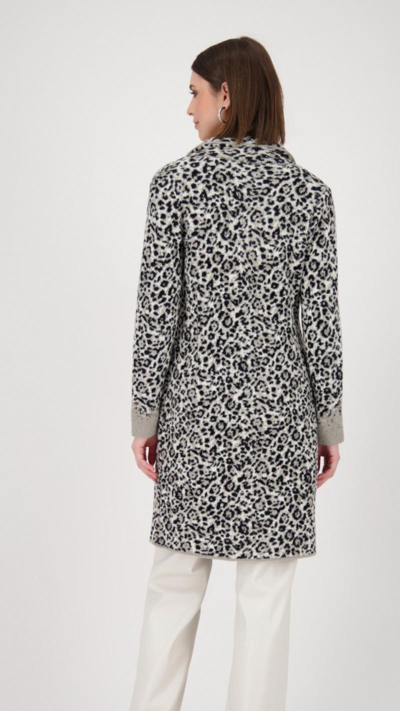 Knitted Coat with Leopard Patters