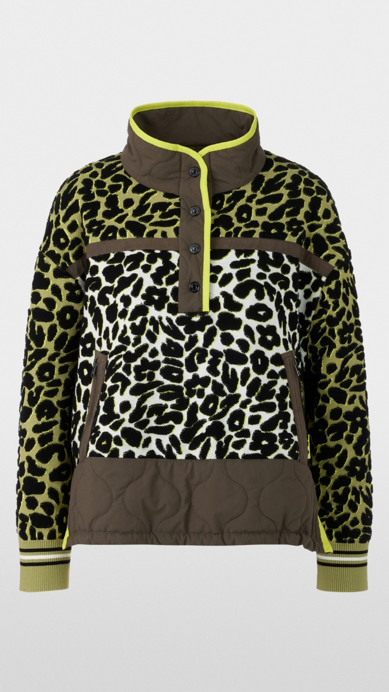 Trekking jumper with 3D effect knit