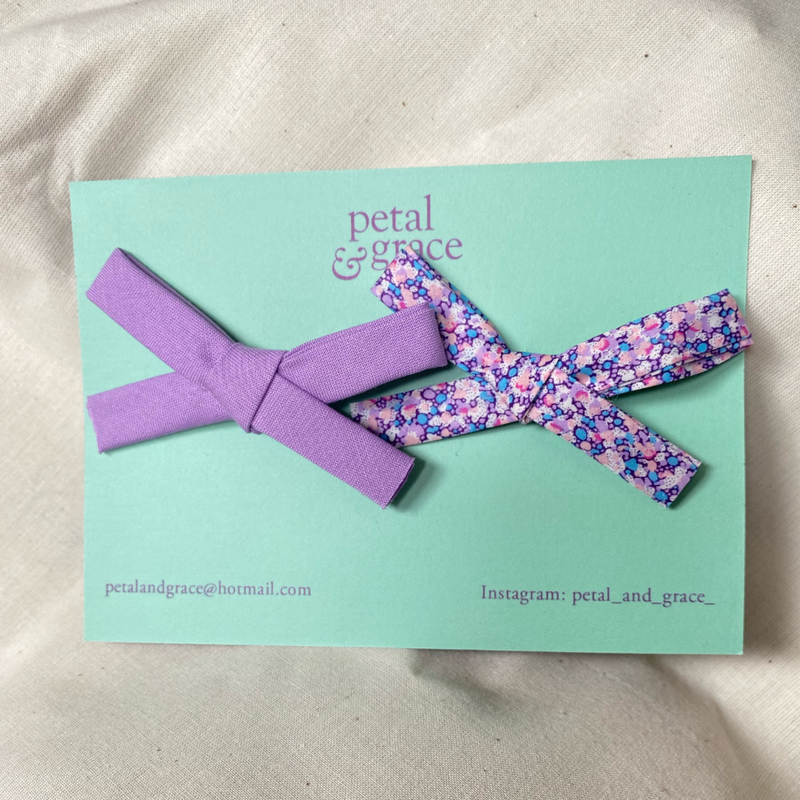 P&G Lilac Floral Bow Set